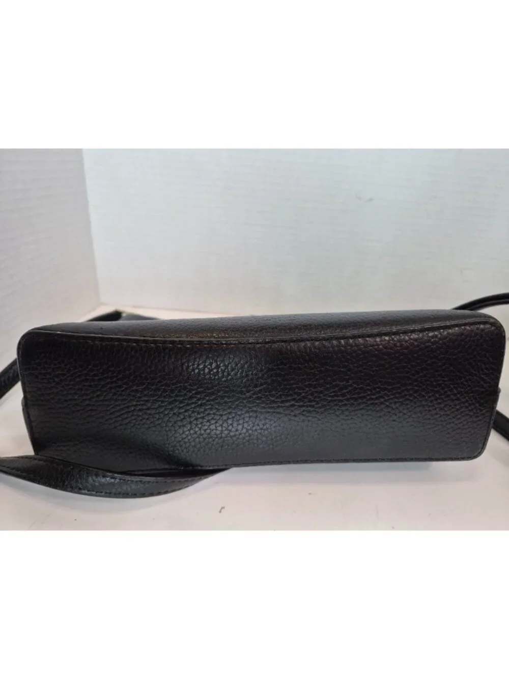 Kate Spade Black Pebbled Leather Shoulder Crossbody Designer City Casual Handbag